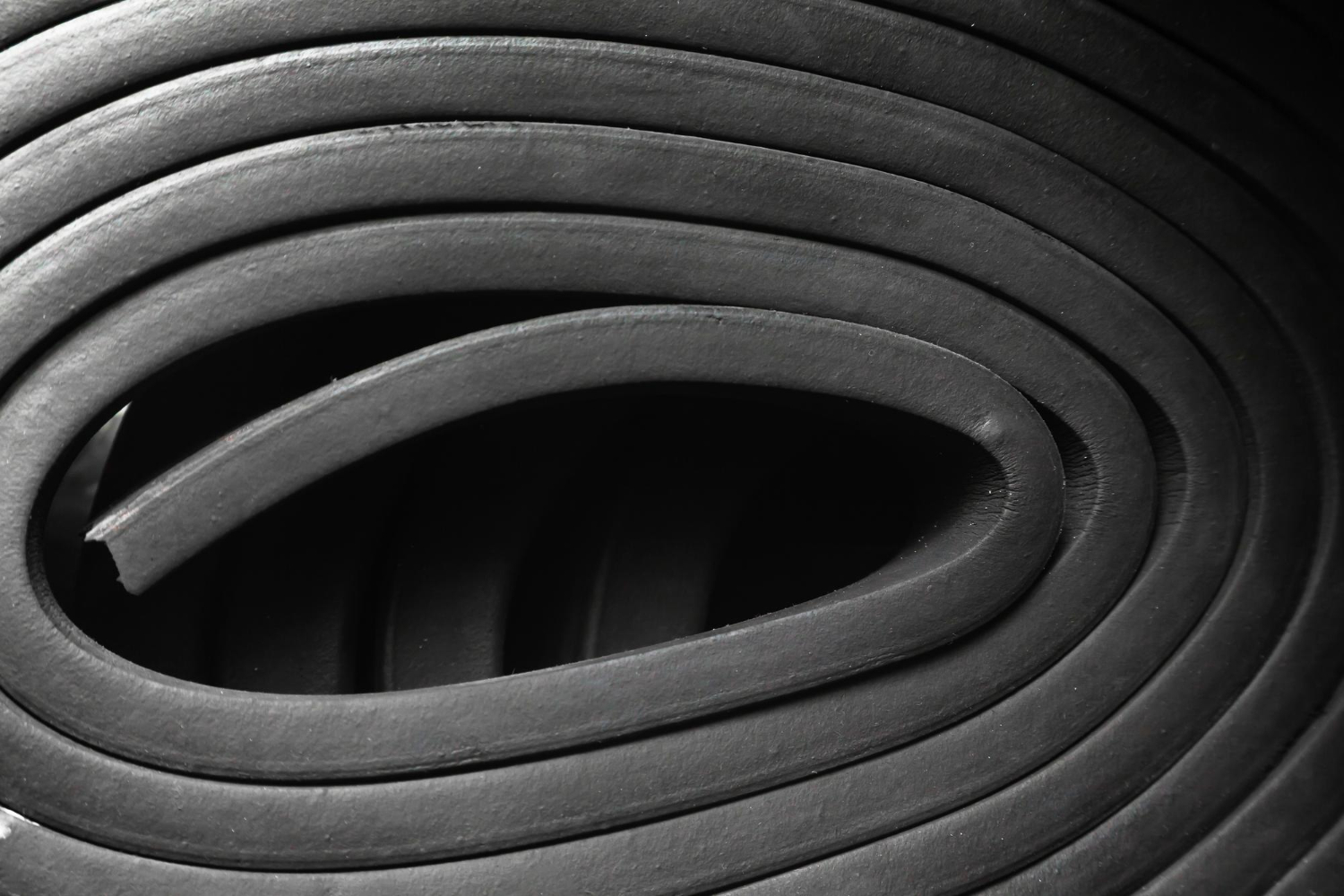 Rubber cushion damper inspection and replacement on heavy equipment